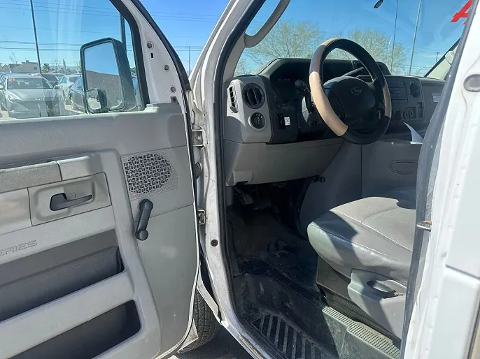 2014 Ford Econoline