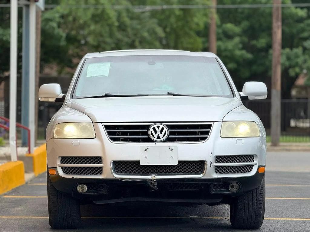 2004 Volkswagen Touareg null image 1