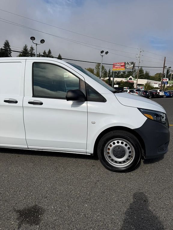 2020 Mercedes-Benz Metris