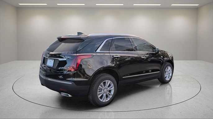 2025 Cadillac XT5