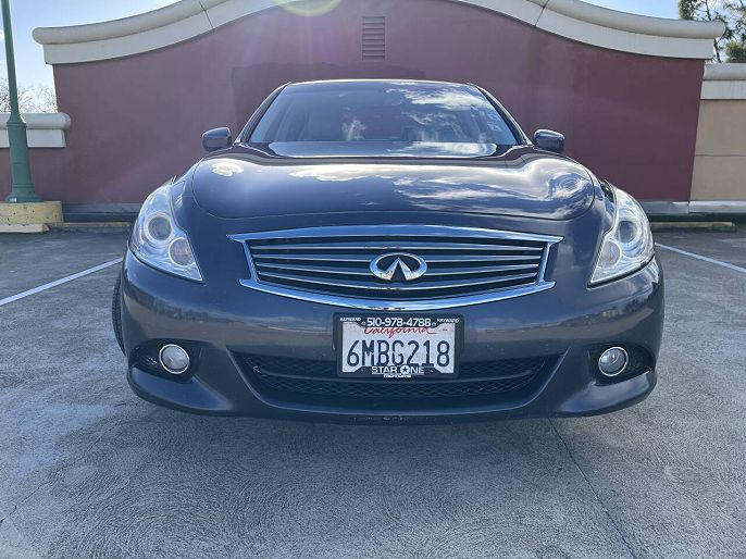 2010 Infiniti G37