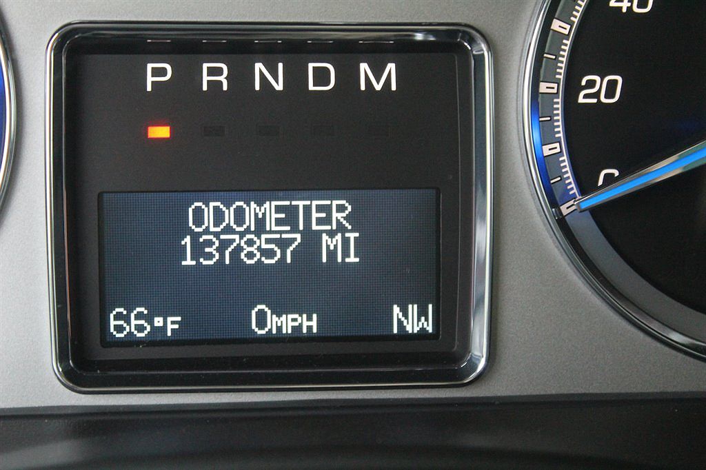 2009 Cadillac Escalade ESV image 9