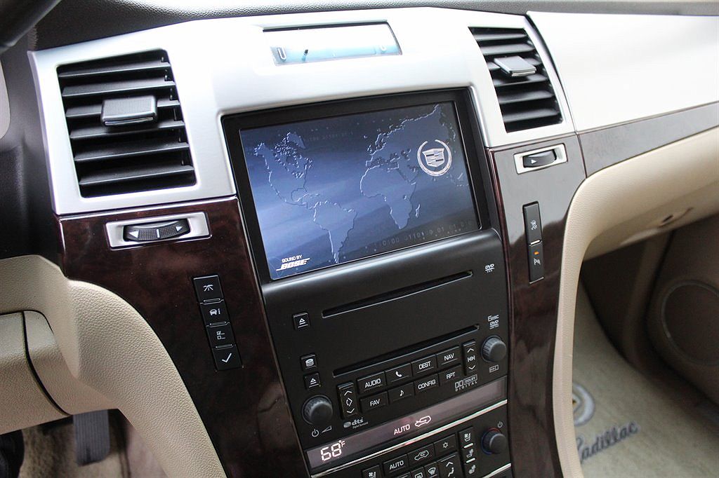 2009 Cadillac Escalade ESV image 8