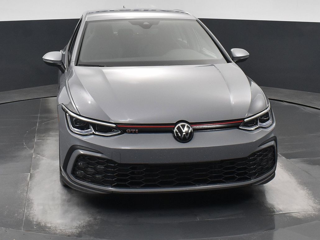 2024 Volkswagen Golf S image 2