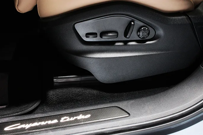 2025 Porsche Cayenne