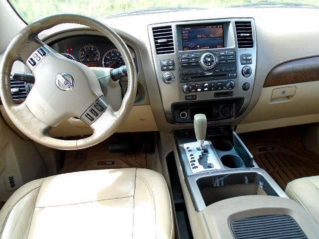 2008 Nissan Armada SE image 12