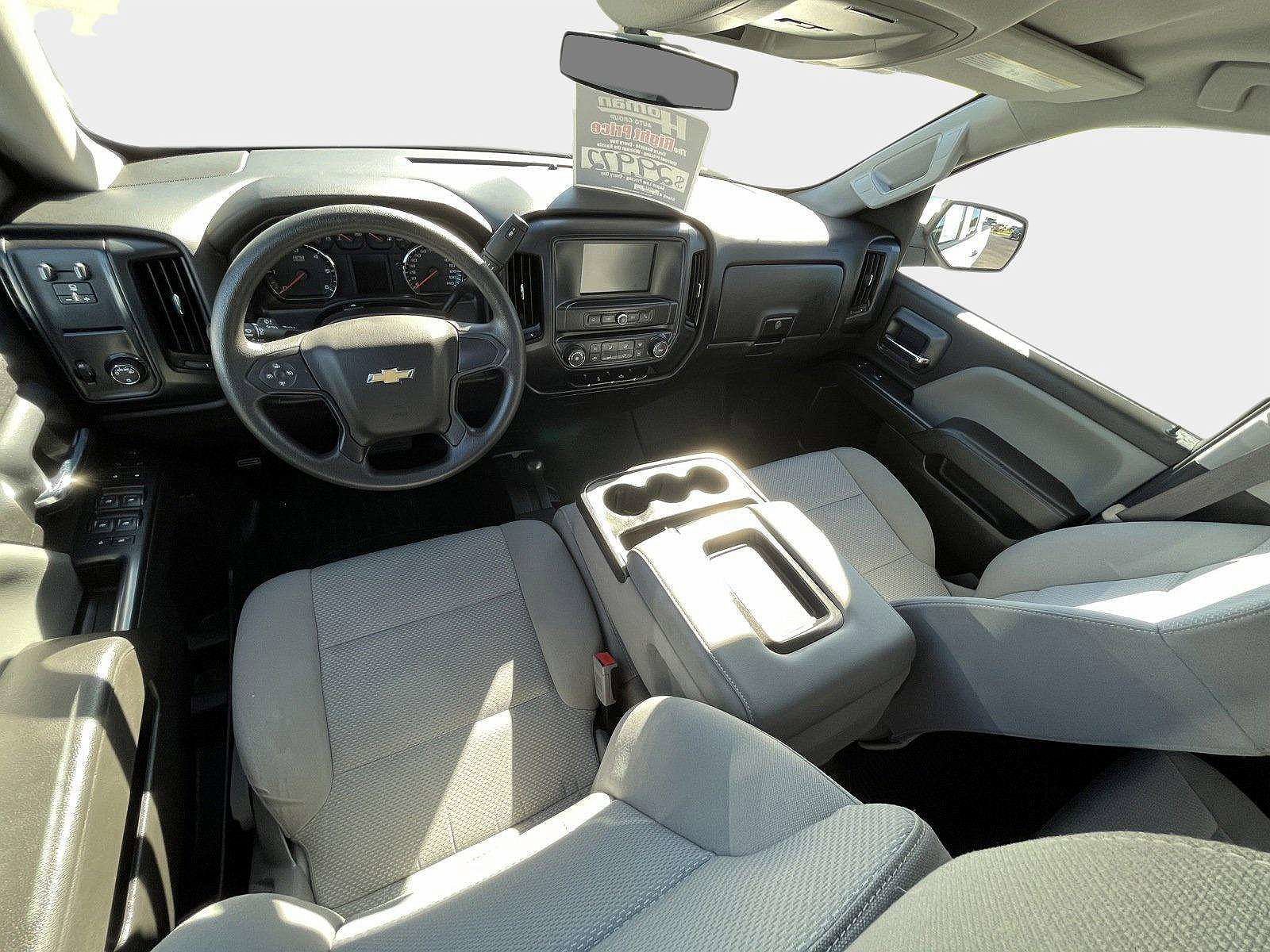 2017 Chevrolet Silverado 1500 Custom image 8