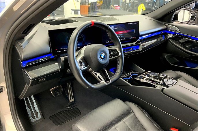 2024 BMW i5