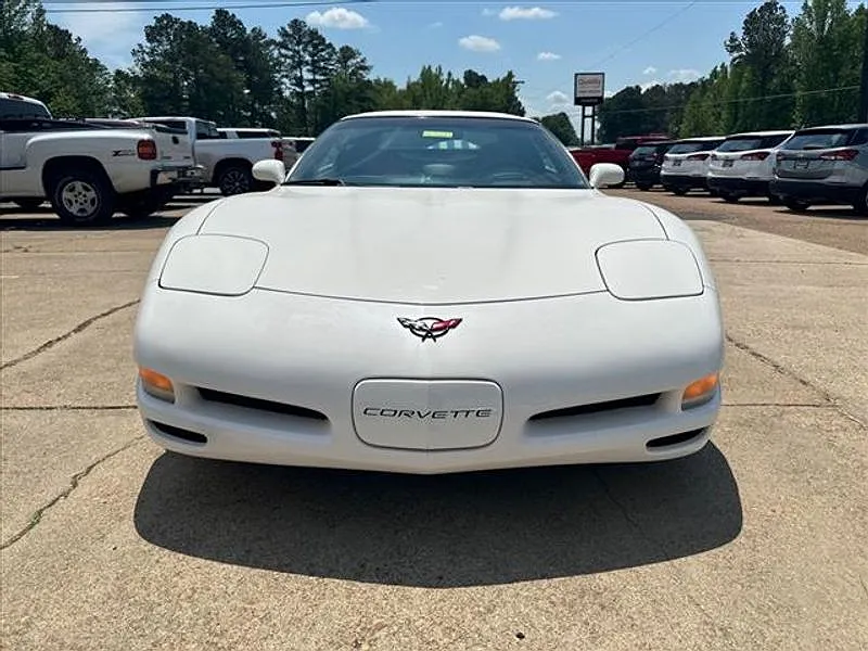 2001 Chevrolet Corvette Base image 1
