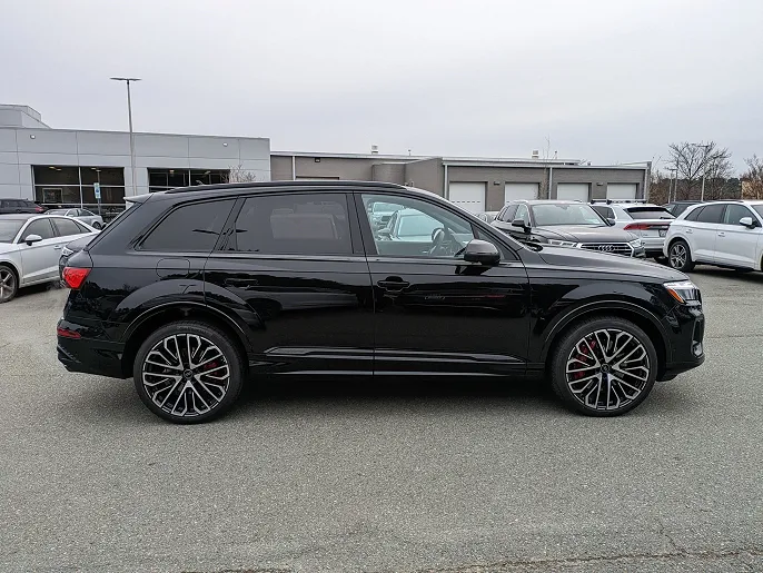 2025 Audi SQ7