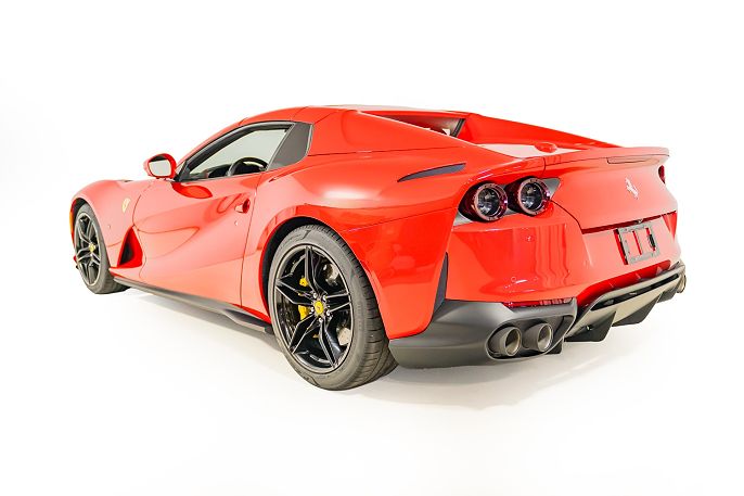 2021 Ferrari 812 GTS