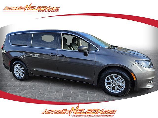 2021 Chrysler Voyager