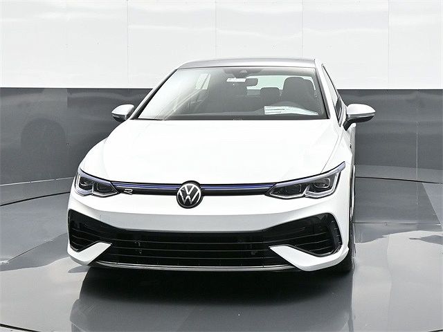 2024 Volkswagen Golf null image 1