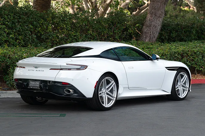 2024 Aston Martin DB12