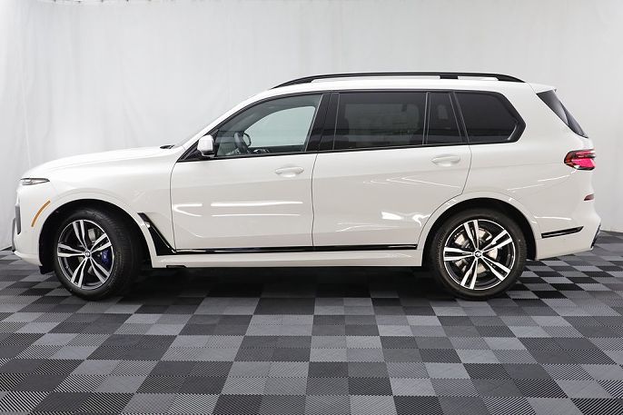 2026 BMW X7