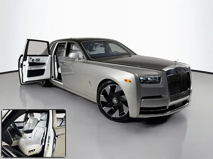2023 Rolls-Royce Phantom