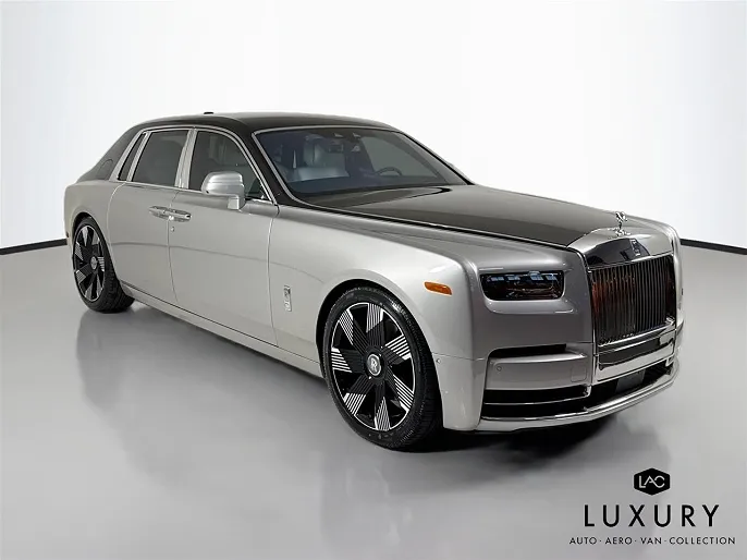 2023 Rolls-Royce Phantom