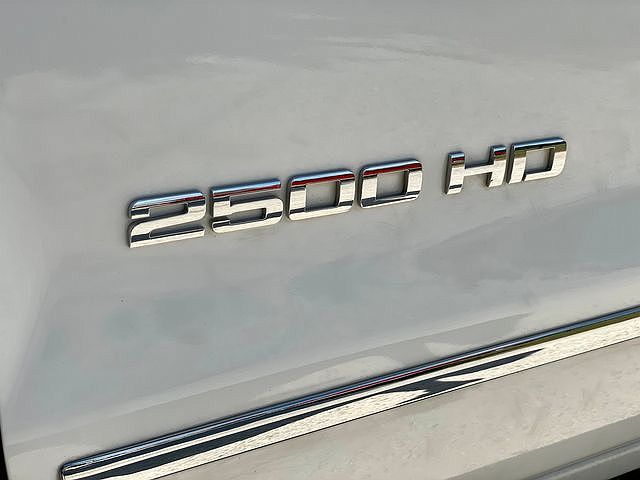 2015 Chevrolet Silverado 2500HD LTZ image 24