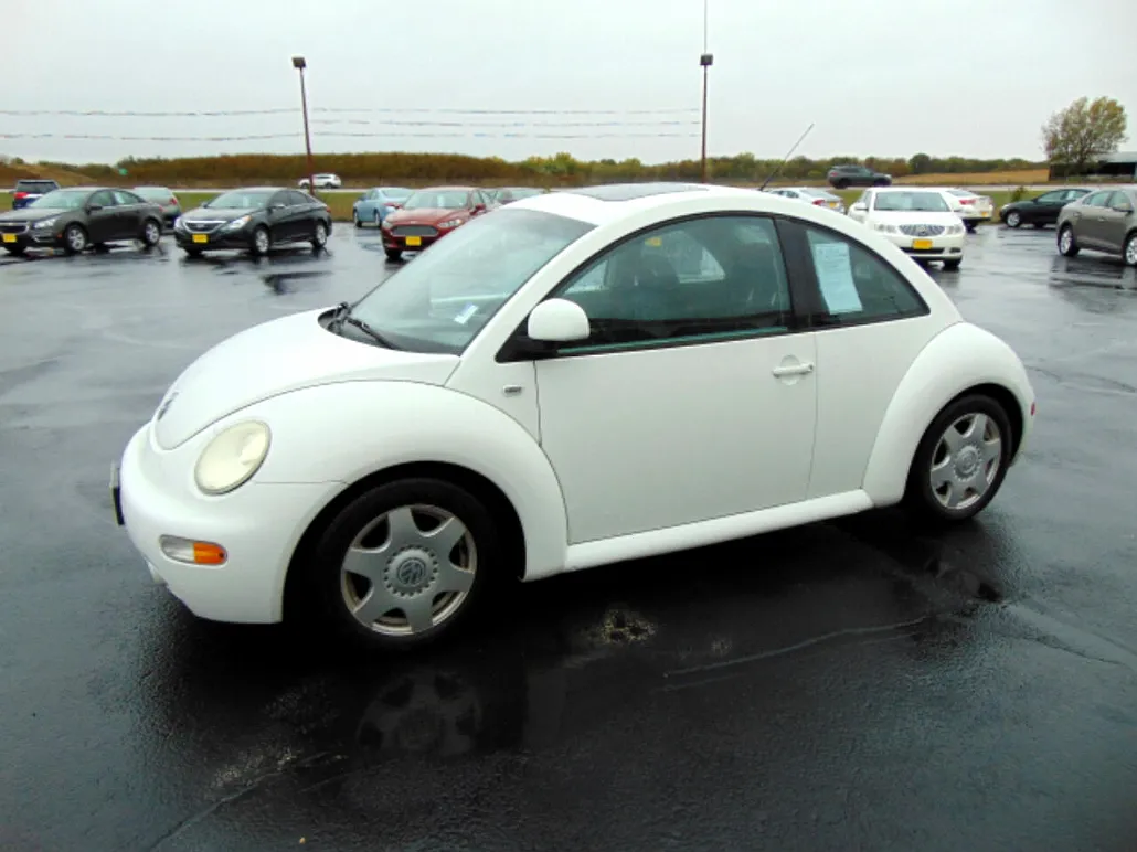 2000 Volkswagen New Beetle GLS image 4