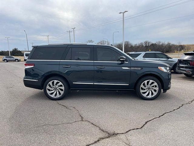2024 Lincoln Navigator