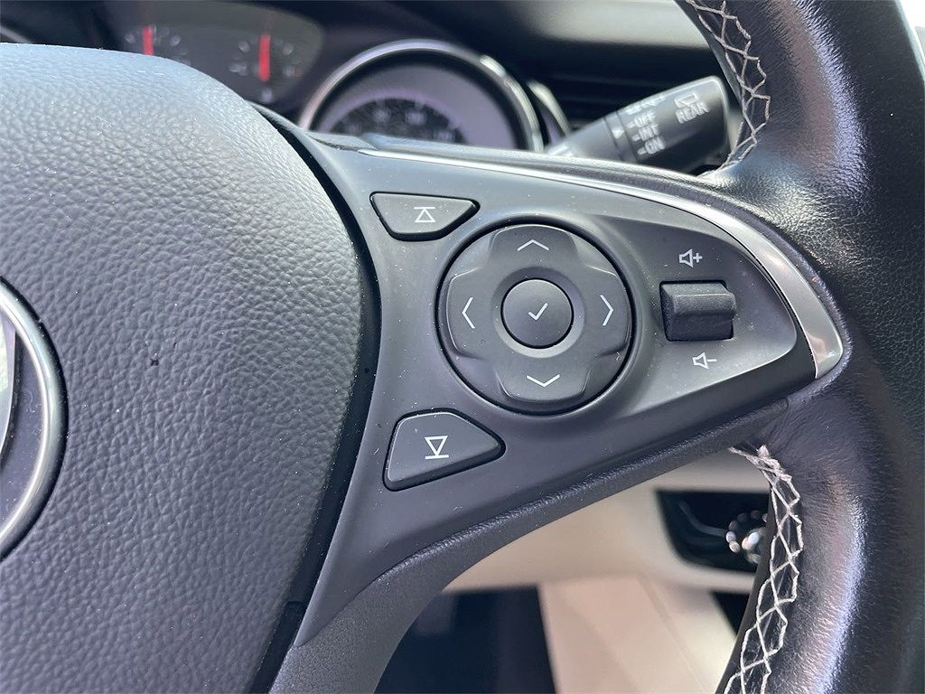 2019 Buick Regal Preferred image 24