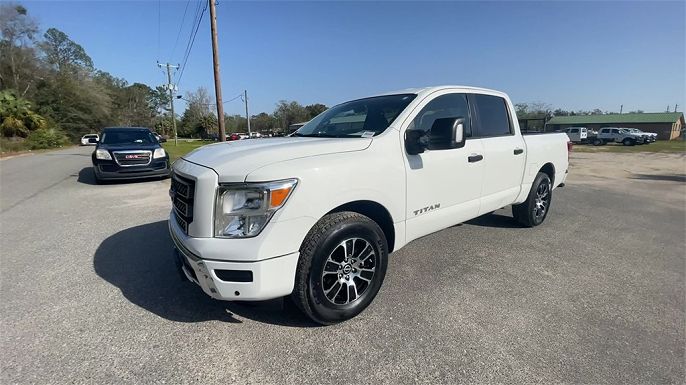 2023 Nissan Titan