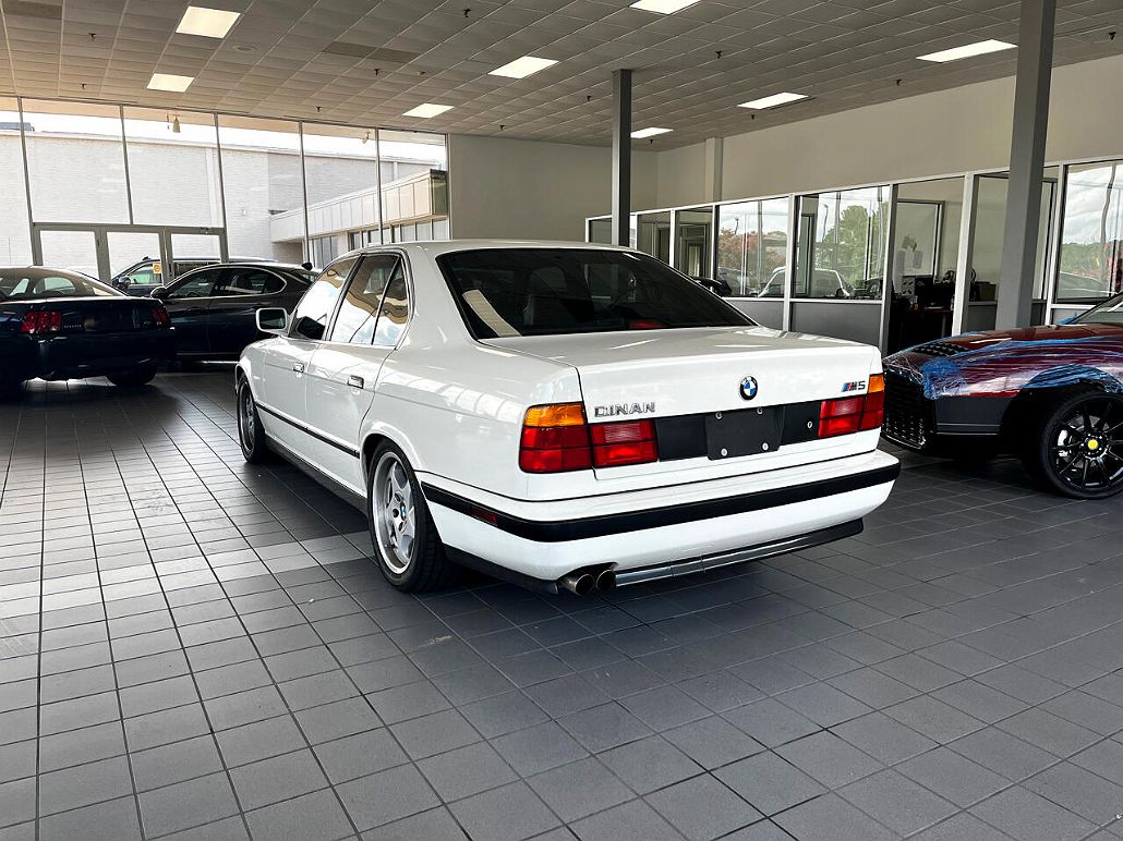 1991 BMW M5 null image 2
