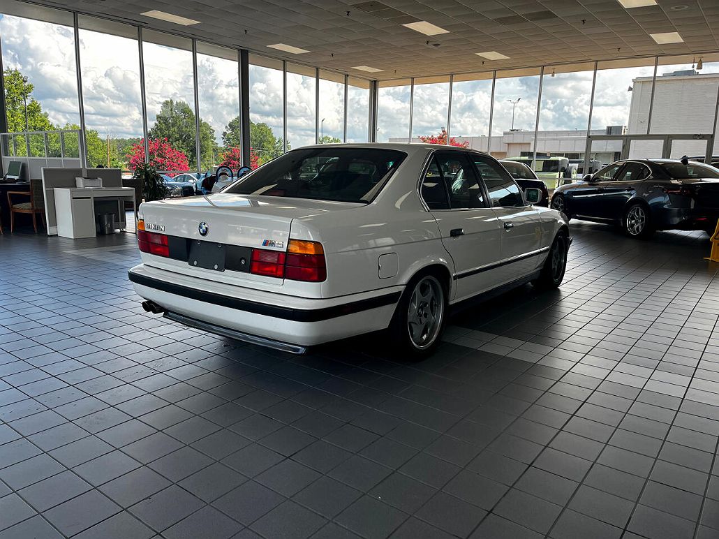 1991 BMW M5 null image 4