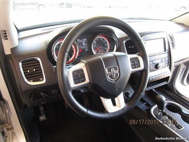 2012 Dodge Durango R/T image 19