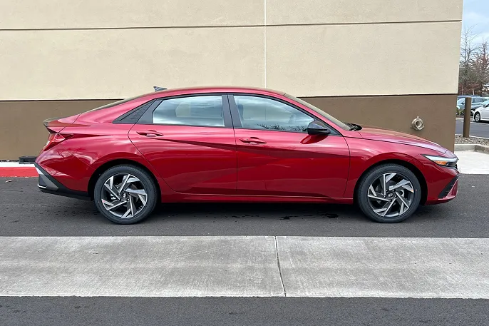 2025 Hyundai Elantra