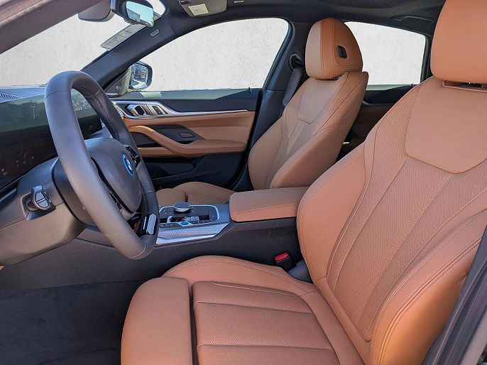 2026 BMW i4