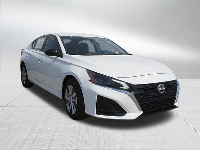 2025 Nissan Altima