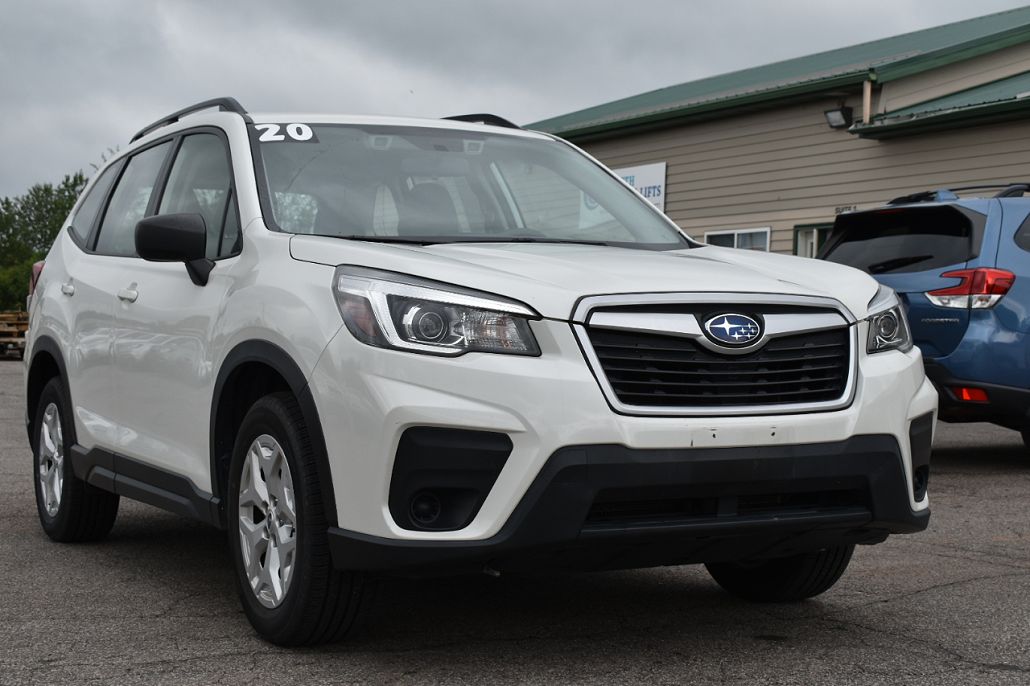 2020 Subaru Forester null image 4