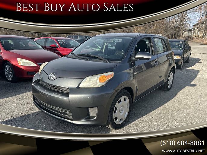2010 Scion xD