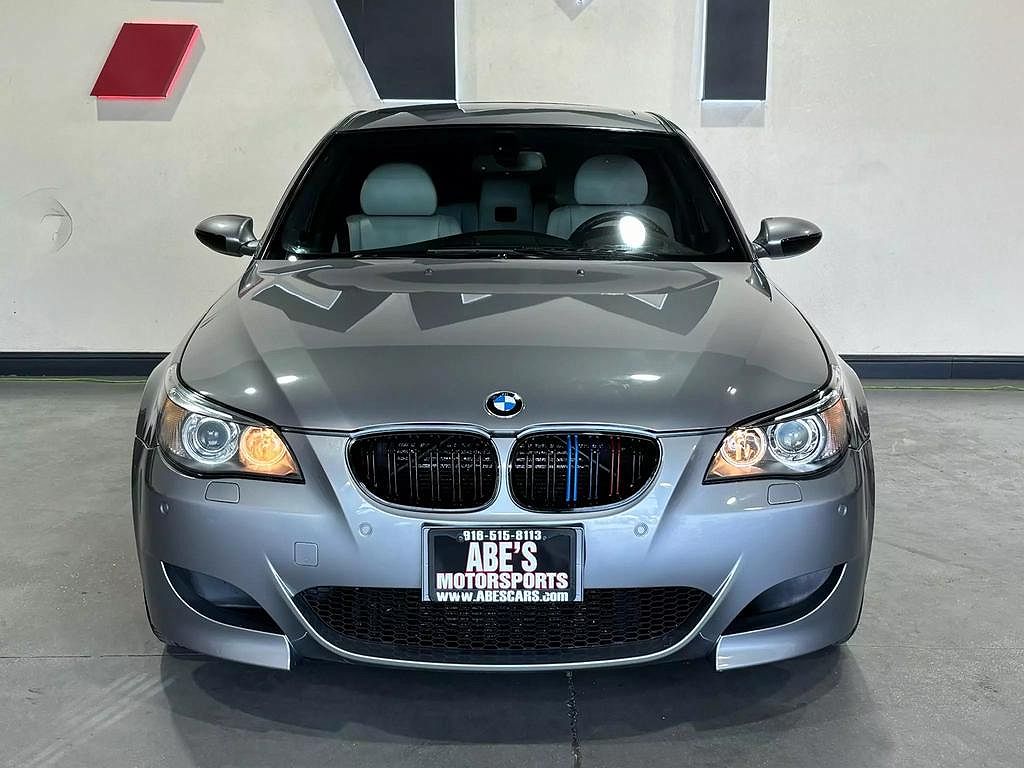 2007 BMW M5 null image 1
