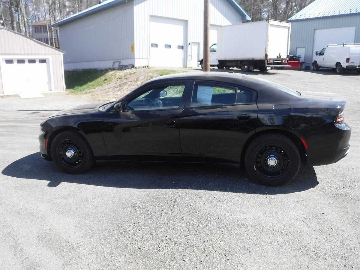 2019 Dodge Charger Police image 3