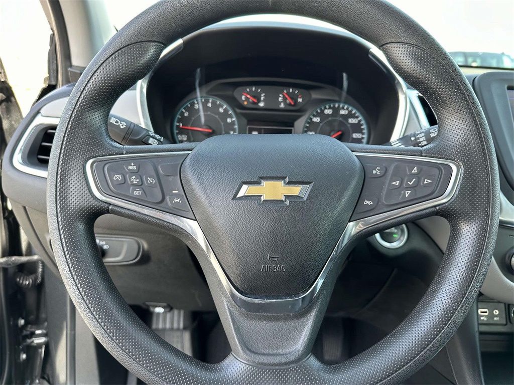 2021 Chevrolet Equinox LS image 5