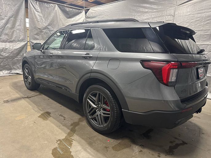 2025 Ford Explorer
