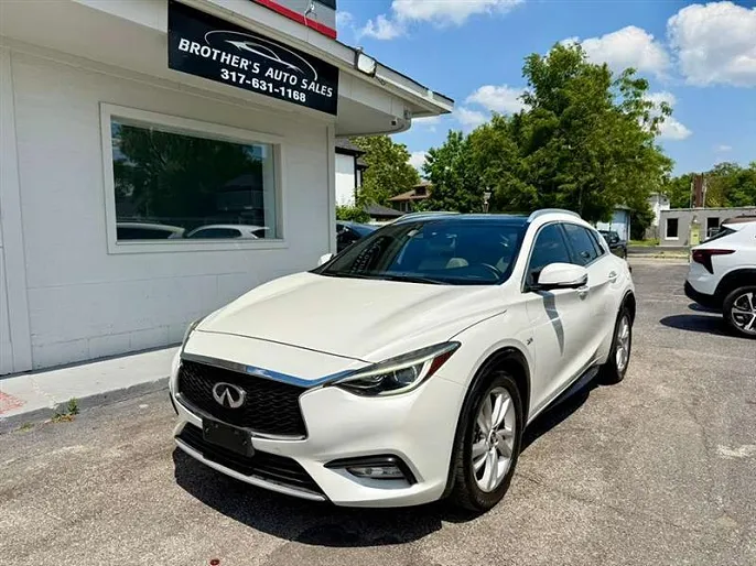2017 Infiniti QX30