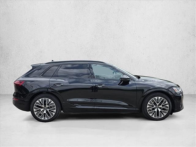 2024 Audi Q8 e-tron