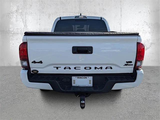 2023 Toyota Tacoma SR5 image 3