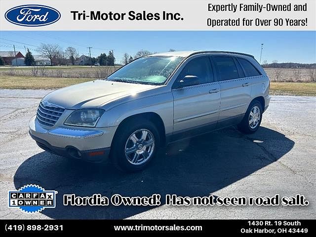 2005 Chrysler Pacifica Touring image 0