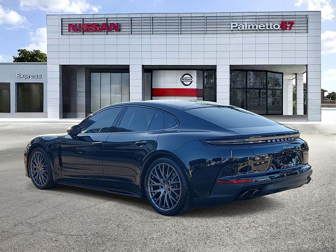 2026 Porsche Panamera