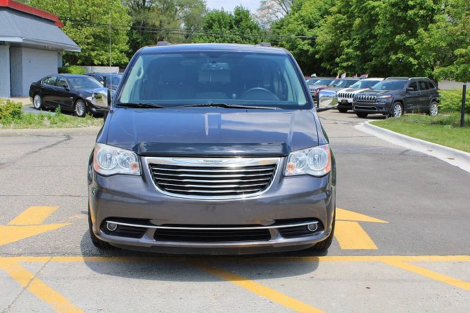 2016 Chrysler Town & Country