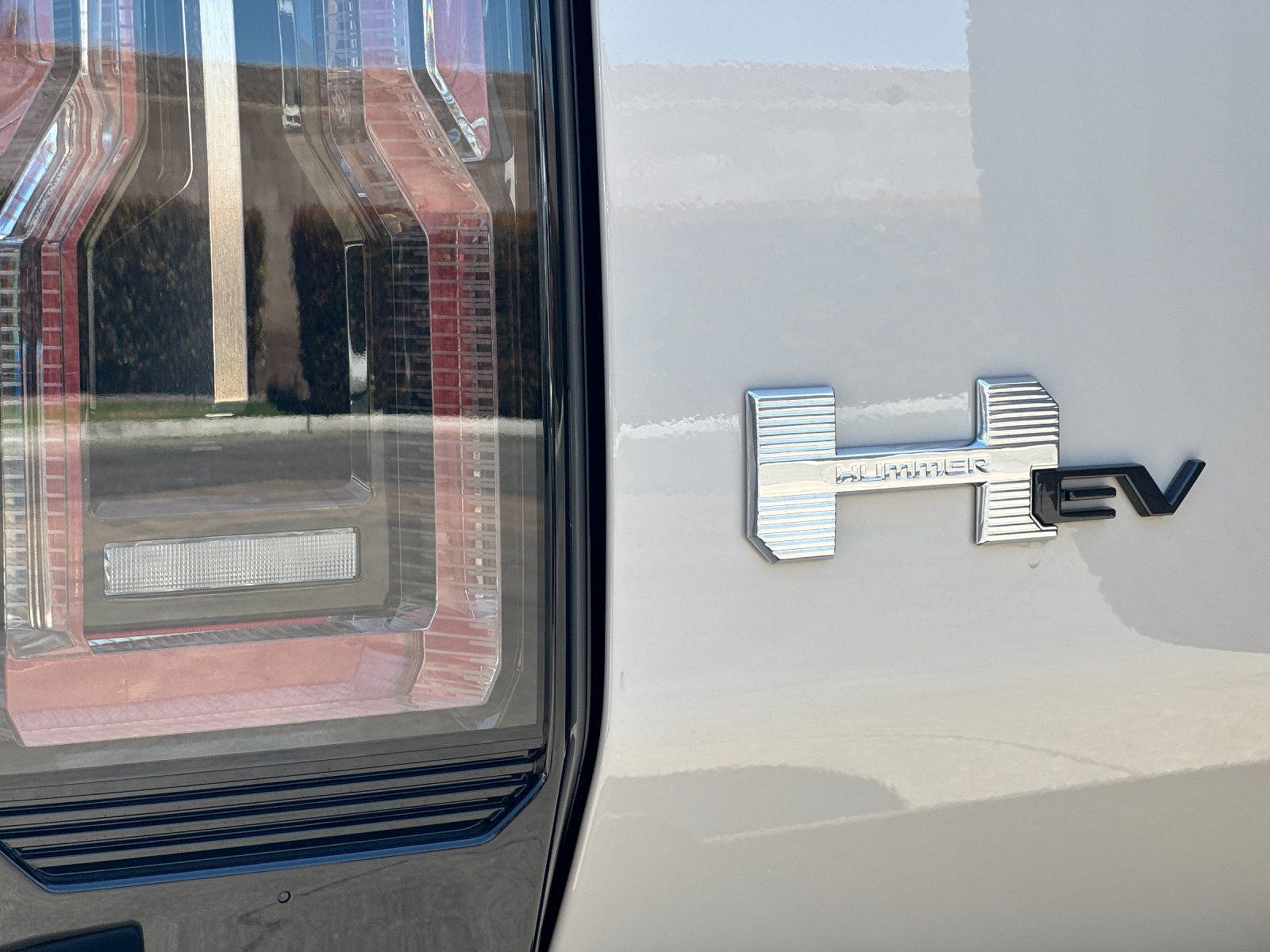 2026 GMC Hummer EV