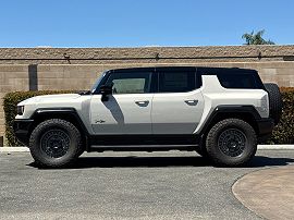 2026 GMC Hummer EV
