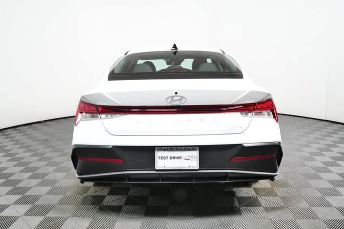 2026 Hyundai Elantra