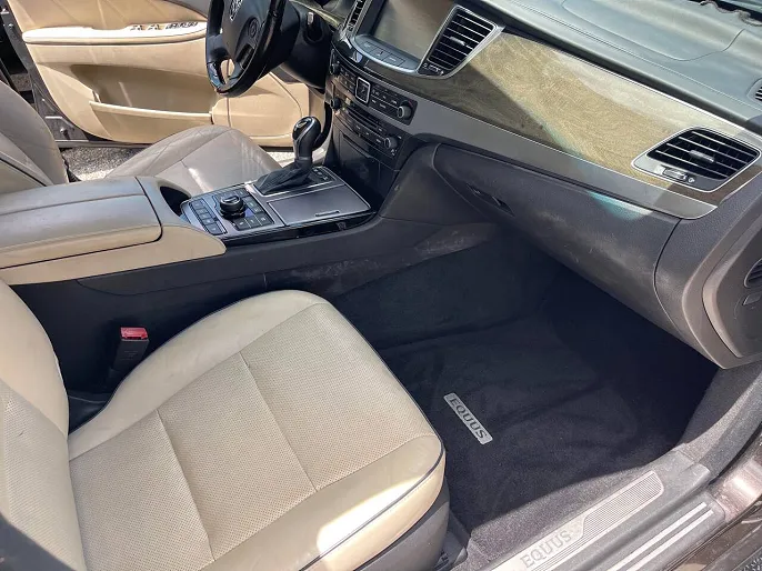 2014 Hyundai Equus
