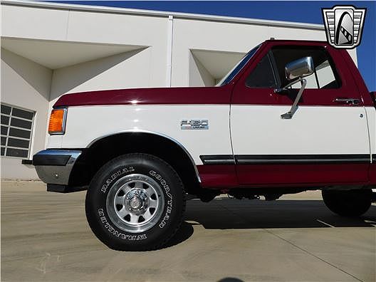 1988 Ford F-150 null image 2