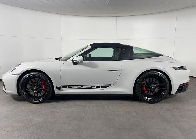 2023 Porsche 911